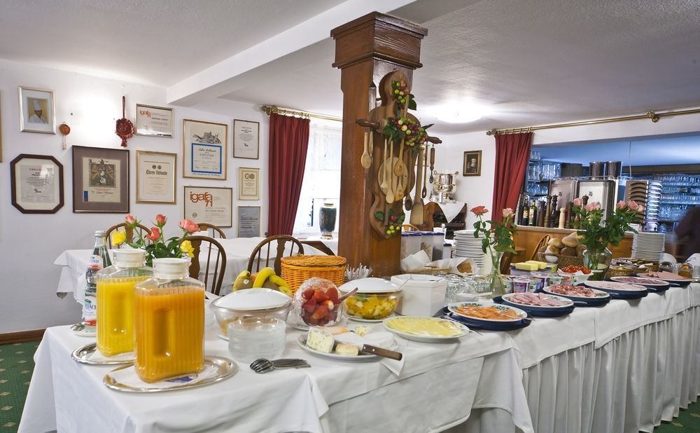 Hotel Goldener Sternen كونستانز المظهر الخارجي الصورة