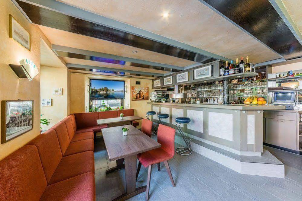Hotel Goldener Sternen كونستانز المظهر الخارجي الصورة